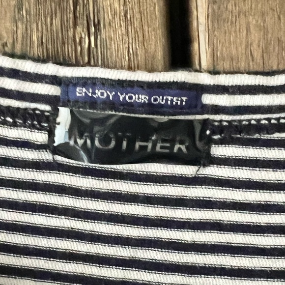 MOTHER The Keep on Rolling Stripe Cotton Pocket T-Shirt Size Small - Picture 7 of 10